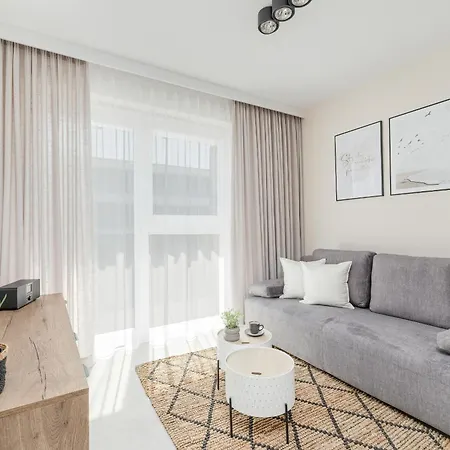 Gustowny Apartament Z Parkingiem I Balkonem W Kolobrzegu By Noclegi Renters Eksteriør bilde