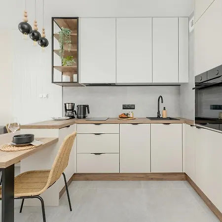 Gustowny Apartament Z Parkingiem I Balkonem W Kolobrzegu By Noclegi Renters Eksteriør bilde