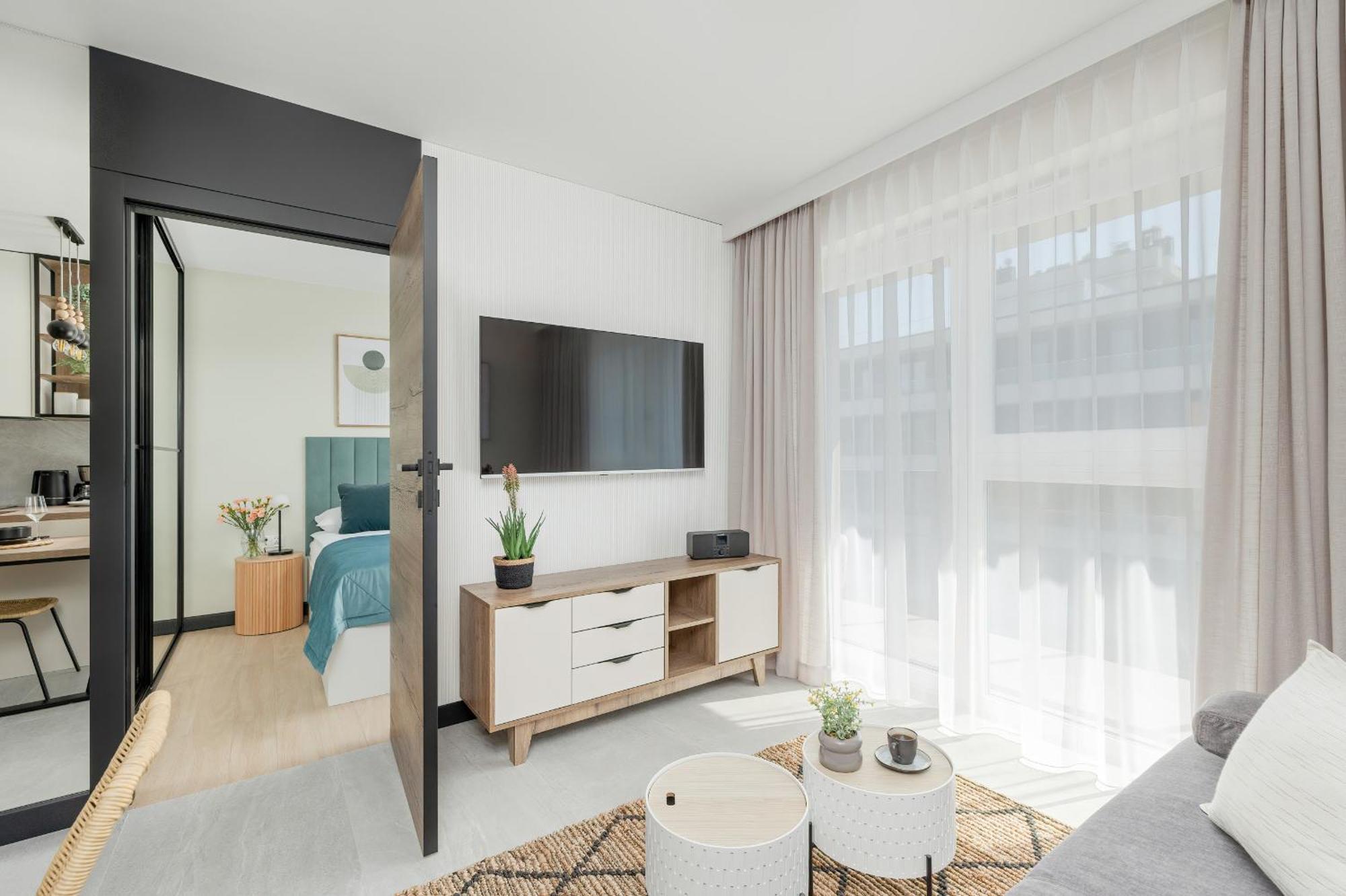 Apartment Gustowny Z Parkingiem I Balkonem W Kolobrzegu By Renters *