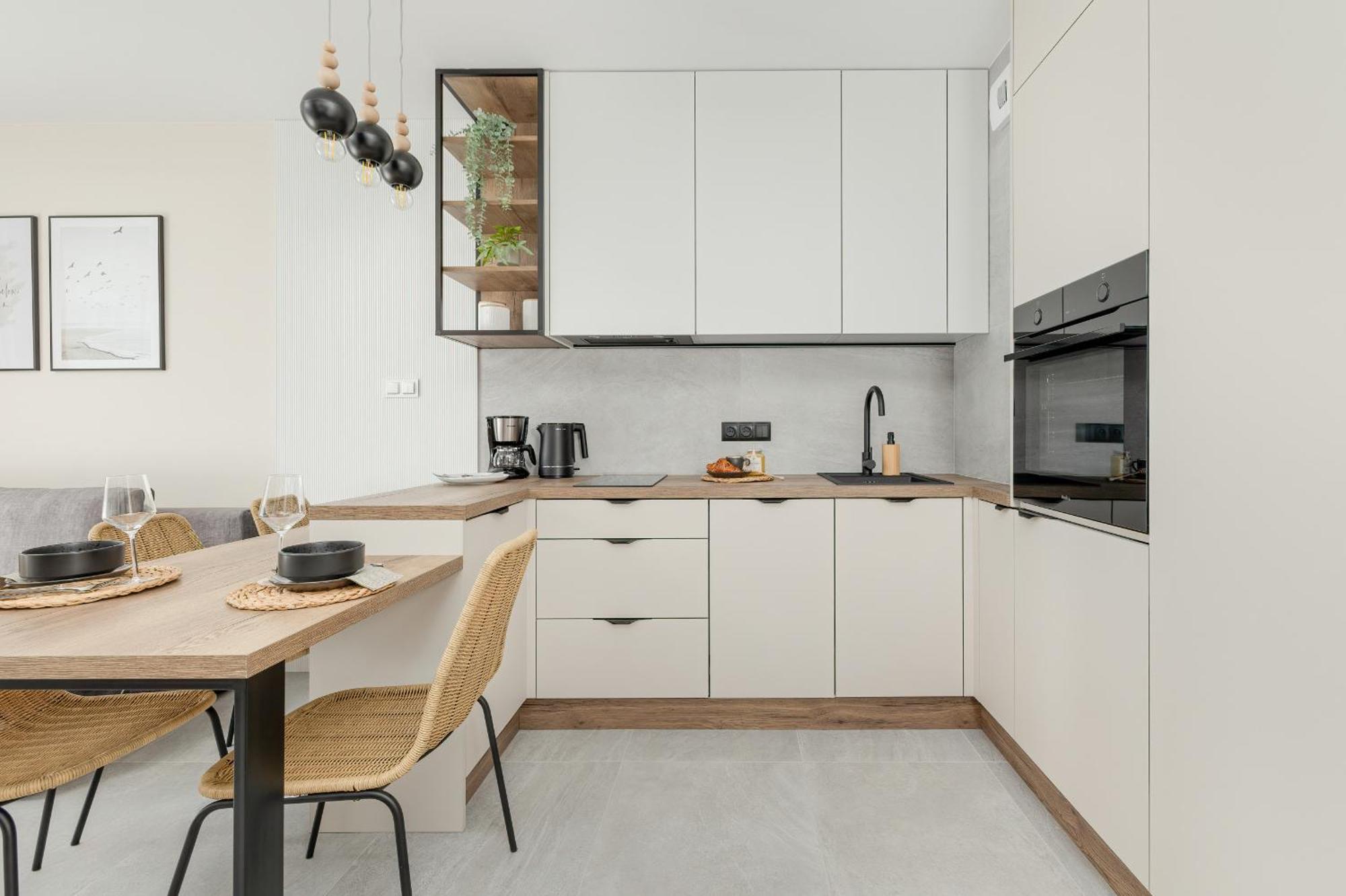 Gustowny Z Parkingiem I Balkonem W Kolobrzegu By Renters